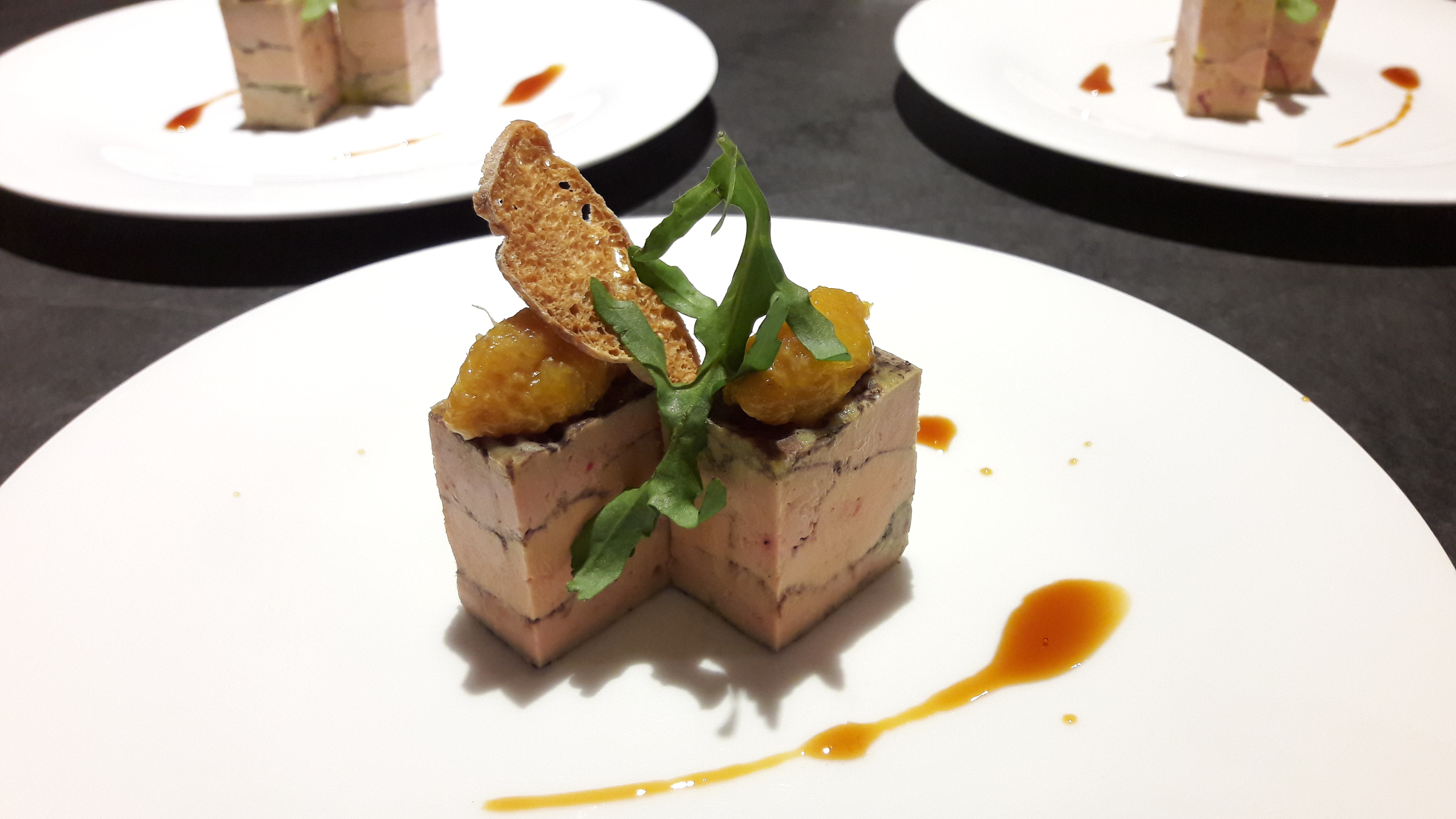 Repas de fêtes en Haute-Savoie : comment recevoir sans passer sa journée en cuisine ?
